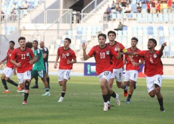 منتخب مصر للشباب يهزم الجزائر ويتأهل إلى كأس أمم إفريقيا متصدرًا
