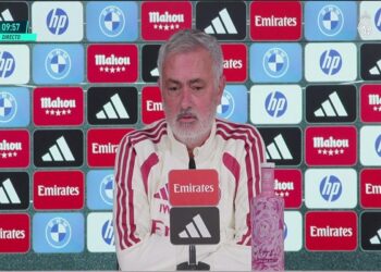 مورينيو قبل الكلاسيكو: مع جوزيه مورينيو يحصد ريال مدريد الألقاب.. ولن أغير هويتي من أجل لامين يامال
