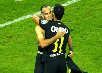 ناصر منسي يعتذر لجماهير الزمالك بعد واقعة قميص النادي